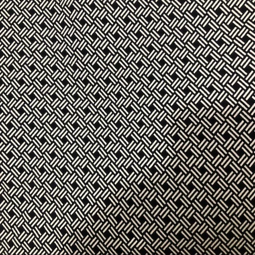 NWT Est 1946 24W Really Nice Black & White Skort!!